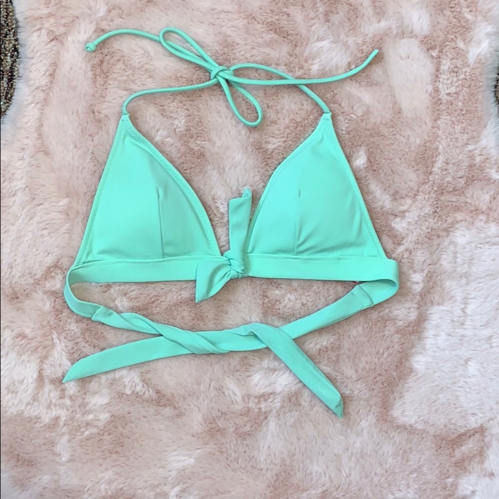 5 for $25🎈 Victoria’s Secret mint swim top